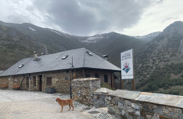 Day 38 – to Peñalba de&nbsp;Santiago