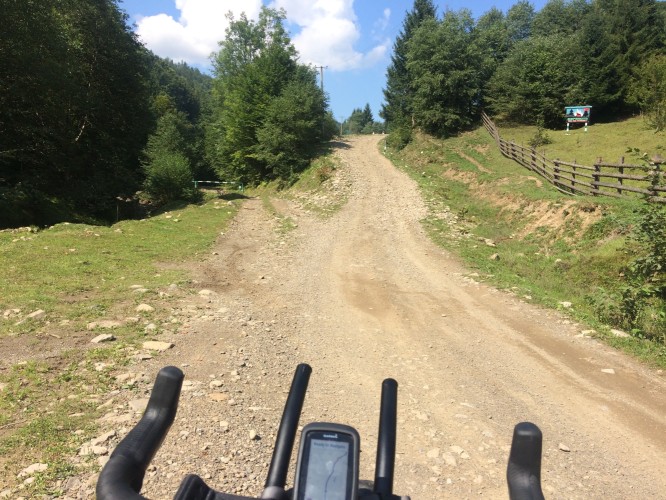 Day 18 – Ust Chorna to Kolochava: Pryslip&nbsp;Pass