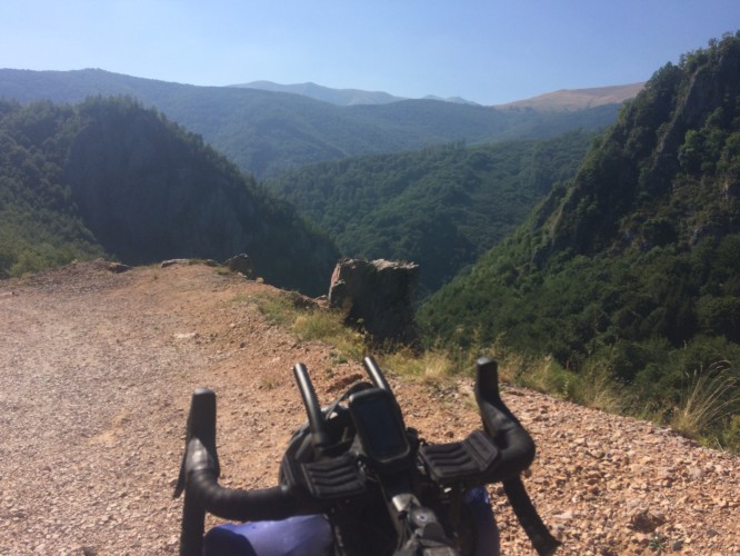 Day 5 – Casa Valea Cernei to Cheile&nbsp;Butii: