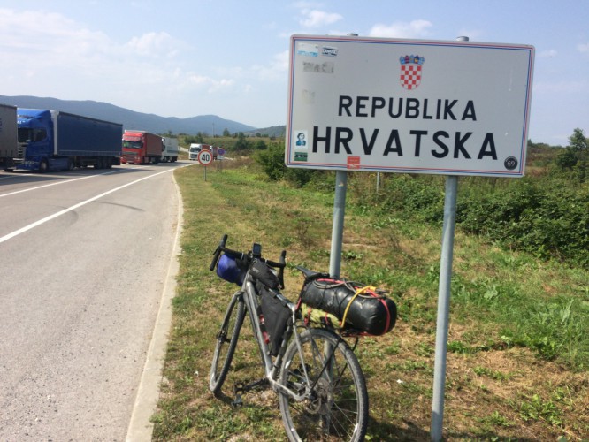 Day 17 – Kulen Vakuf (Bosnia) to Slunj&nbsp;(Croatia)