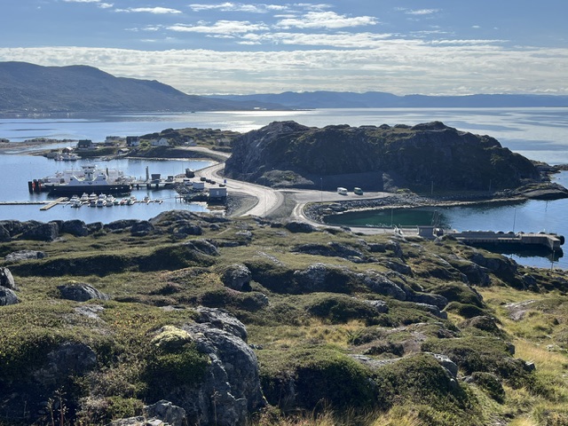 The sun appears.. in&nbsp;Akkarfjord